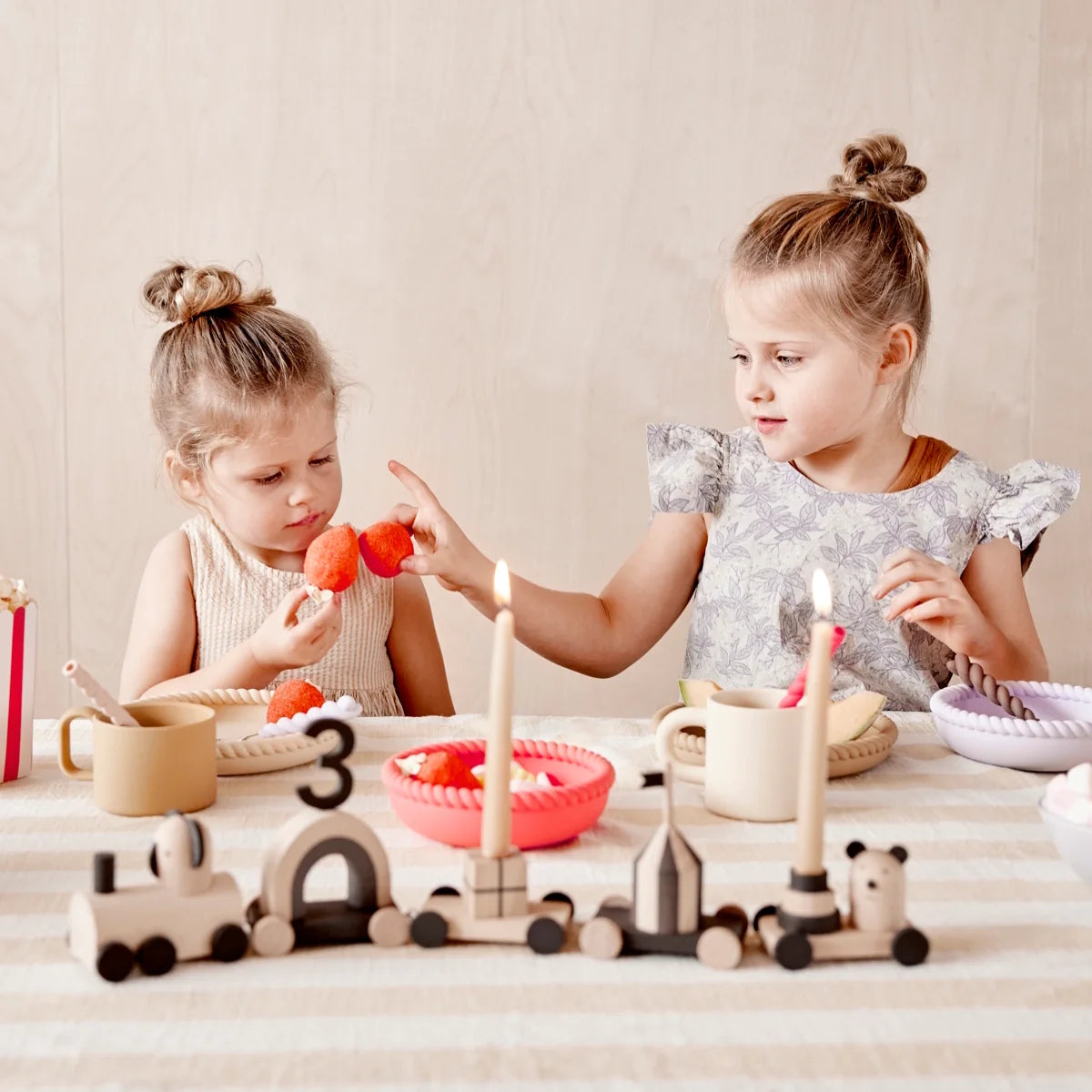 Nomu Silicone Kids Cup 2pk - Blue &amp; Caramel